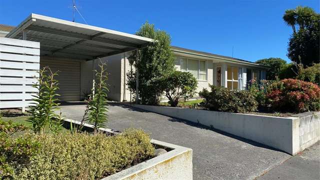 Great Home, Great Location!