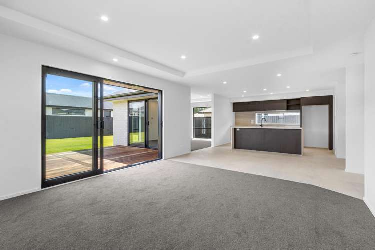 4 Salkeld Place Woodend_4