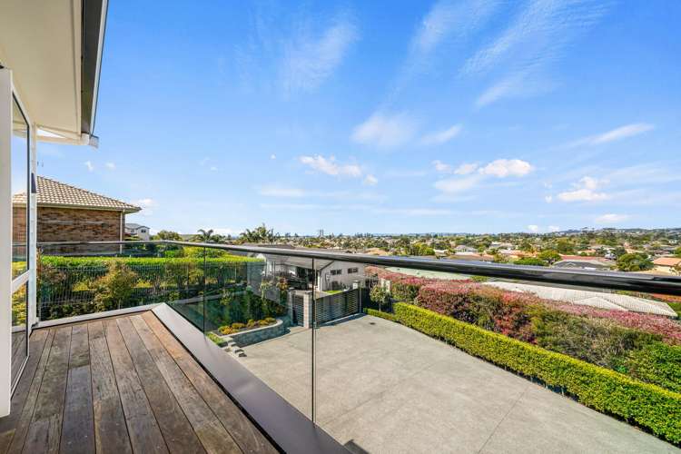 110 Grovenor Drive Orewa_21