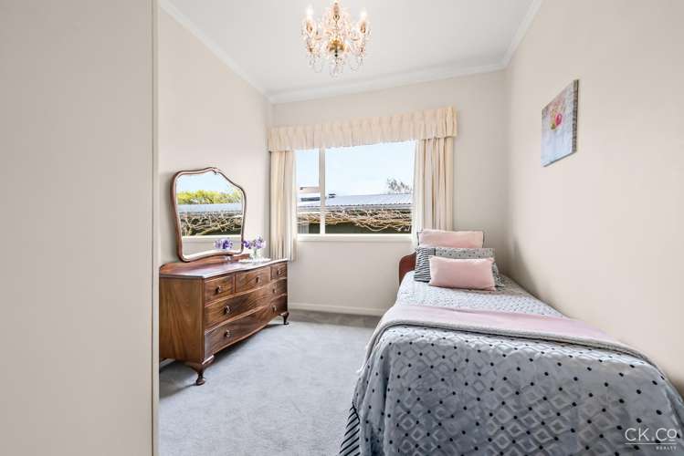 20 Anderson Grove Hutt Central_12