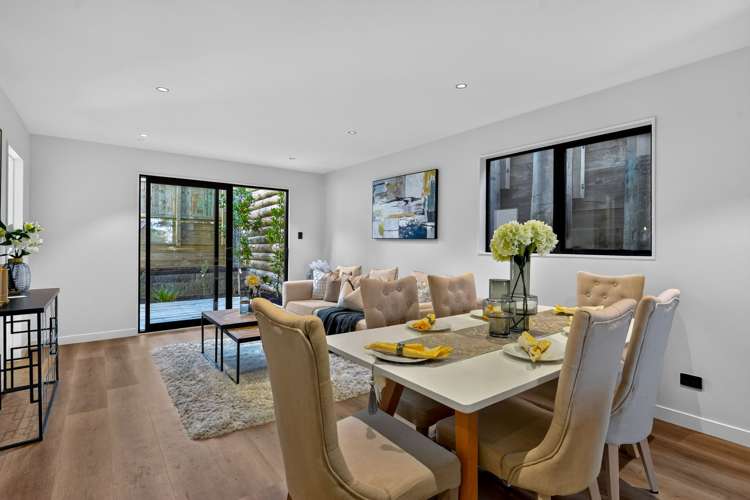 1/9 Glenside Avenue Pakuranga Heights_2