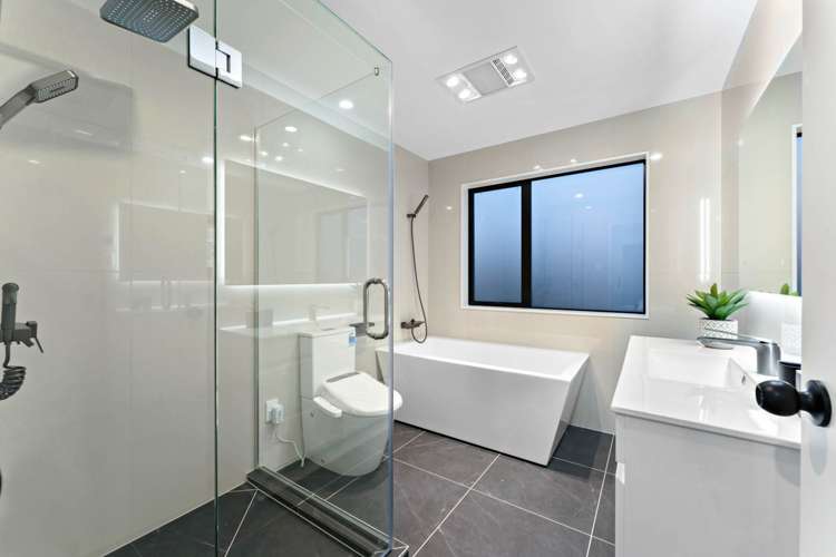 96a Roberts Road Te Atatu South_10