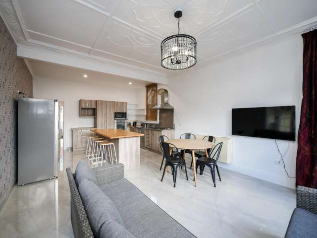 31 Royston Street North East Valley_4