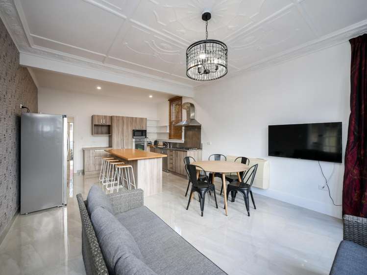 31 Royston Street North East Valley_4