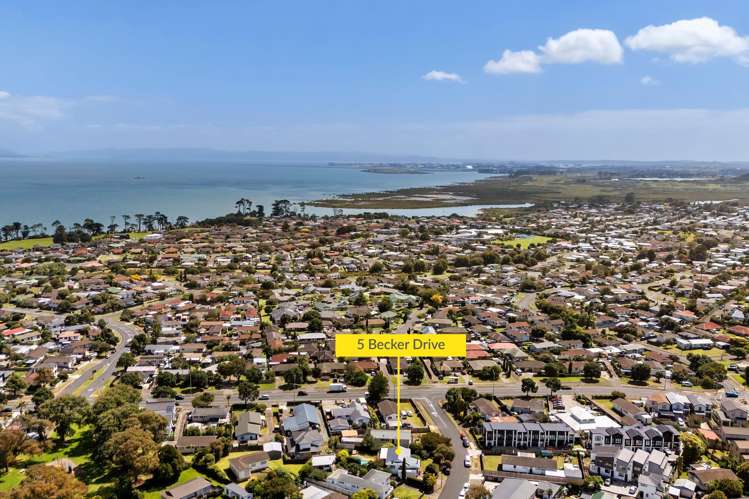 5 Becker Drive Weymouth_14