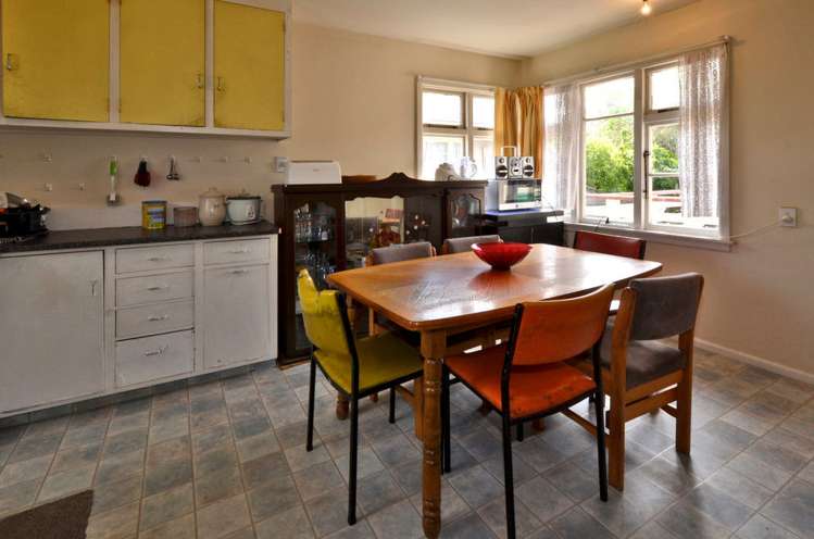 11 Wycola Avenue Hei Hei_2