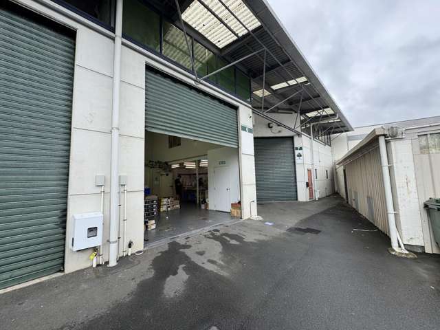 Affordable Tawa unit ready to go