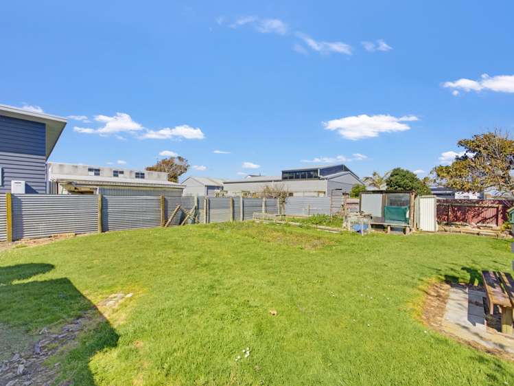 24 Linklater Ave Foxton Beach_24