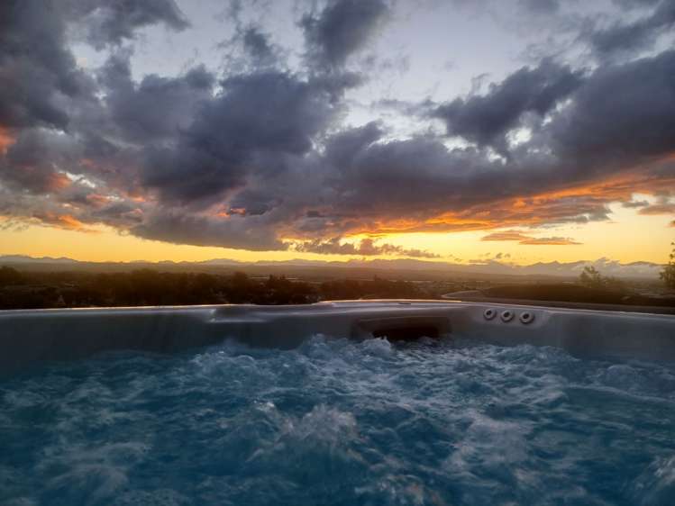 14a Win Place Richmond_16