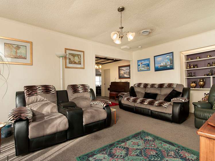 48 George Street Waiuku_3