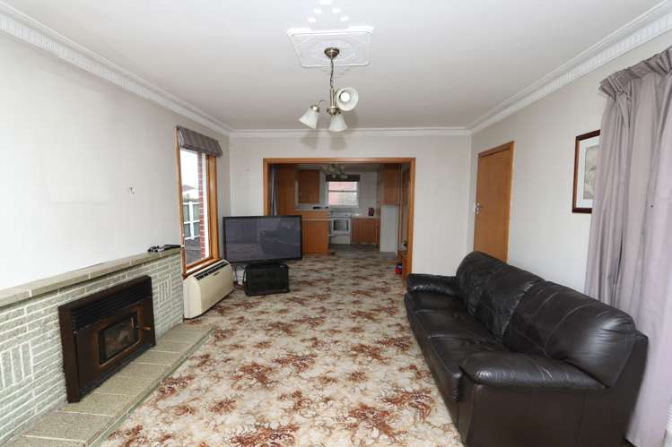 75 Alford Forest Road Allenton_5