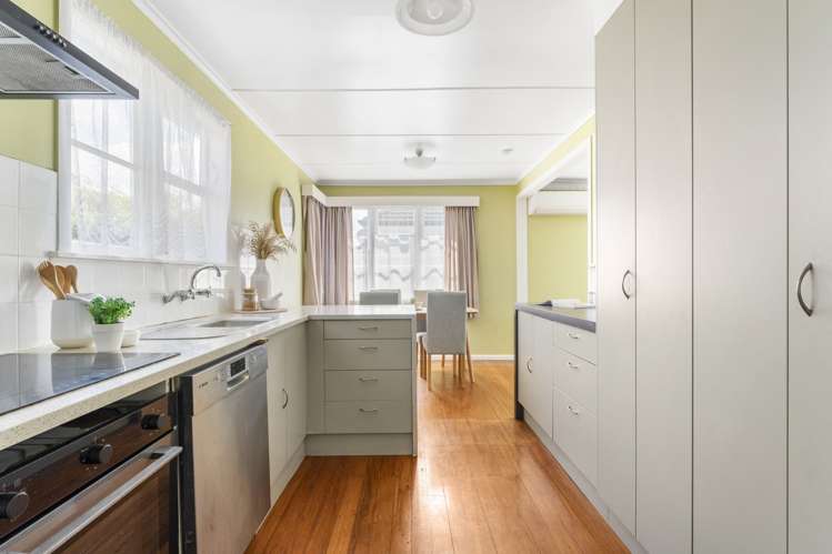 18 Twentyfirst Avenue Gate Pa_2