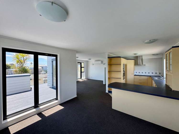 1/38 Wakelin Road Beachlands_4