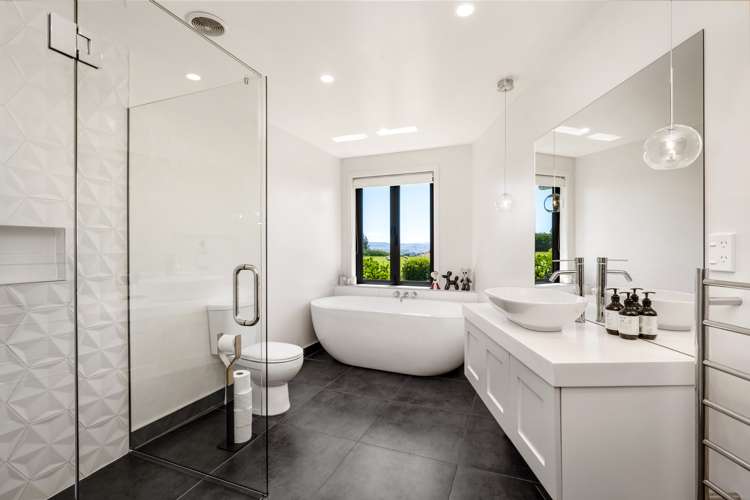 203 Akatore Road Taieri Mouth_11