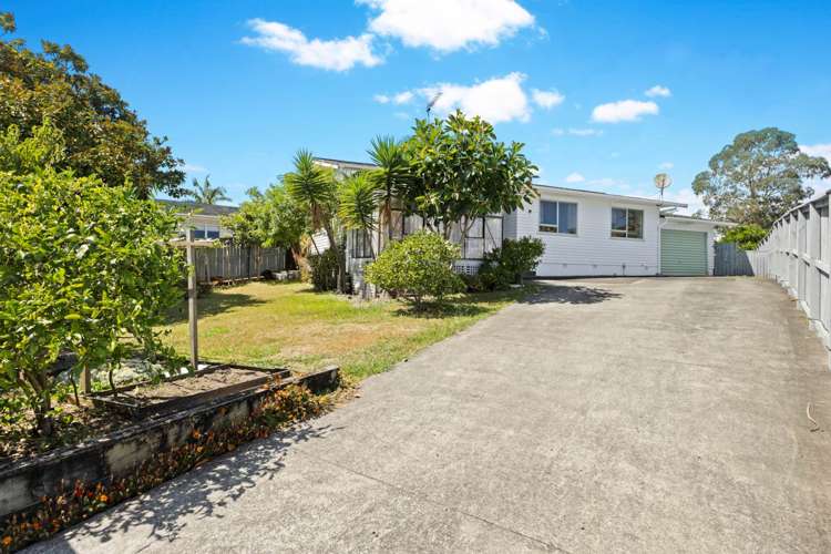 64 Reelick Avenue Pakuranga Heights_0