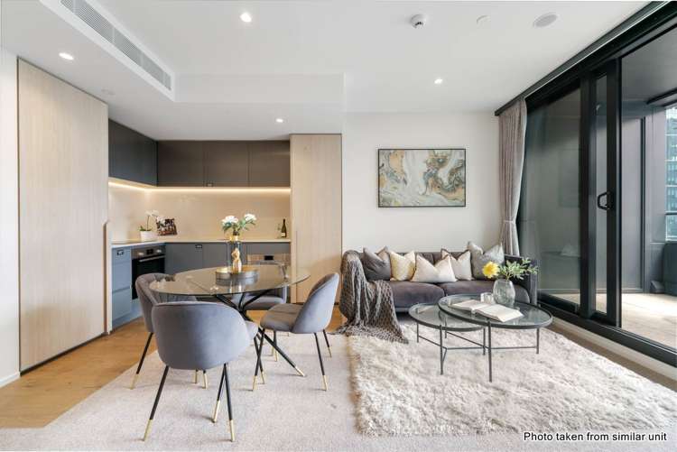 1407/10 Commerce Street City Centre_2