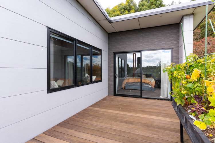 58 Colletts Road Mangaroa_27