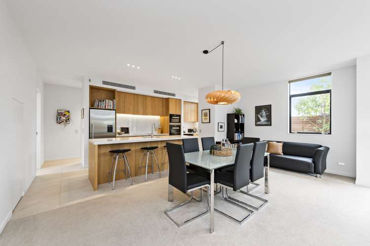 98 Merivale Lane Merivale_6