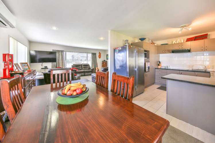 8 Staten Place Mangere_2