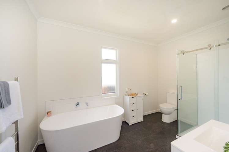 469 Featherston Street Palmerston North Central_14