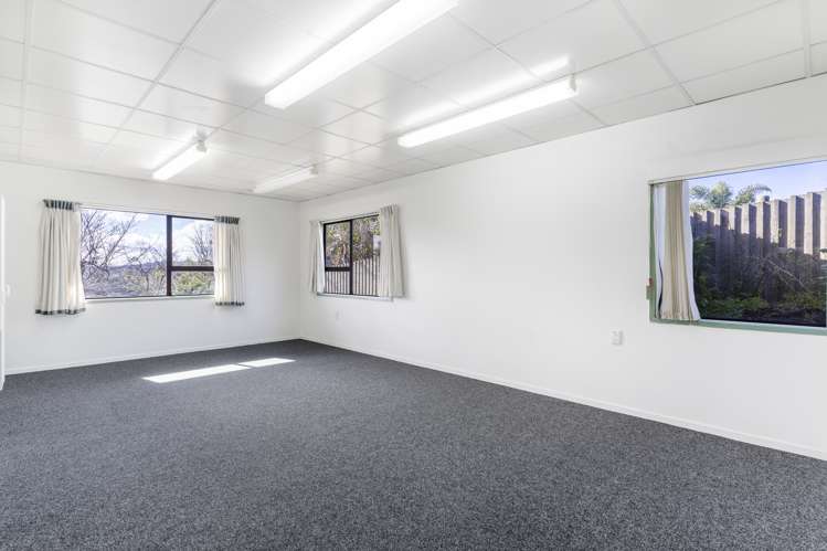 2 Matchett Way Mangere Bridge_13