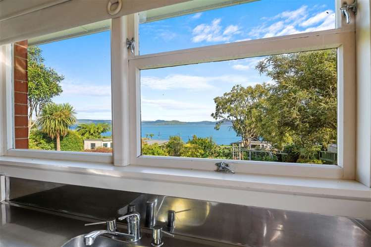 5 Hugh Avenue Hamurana_14