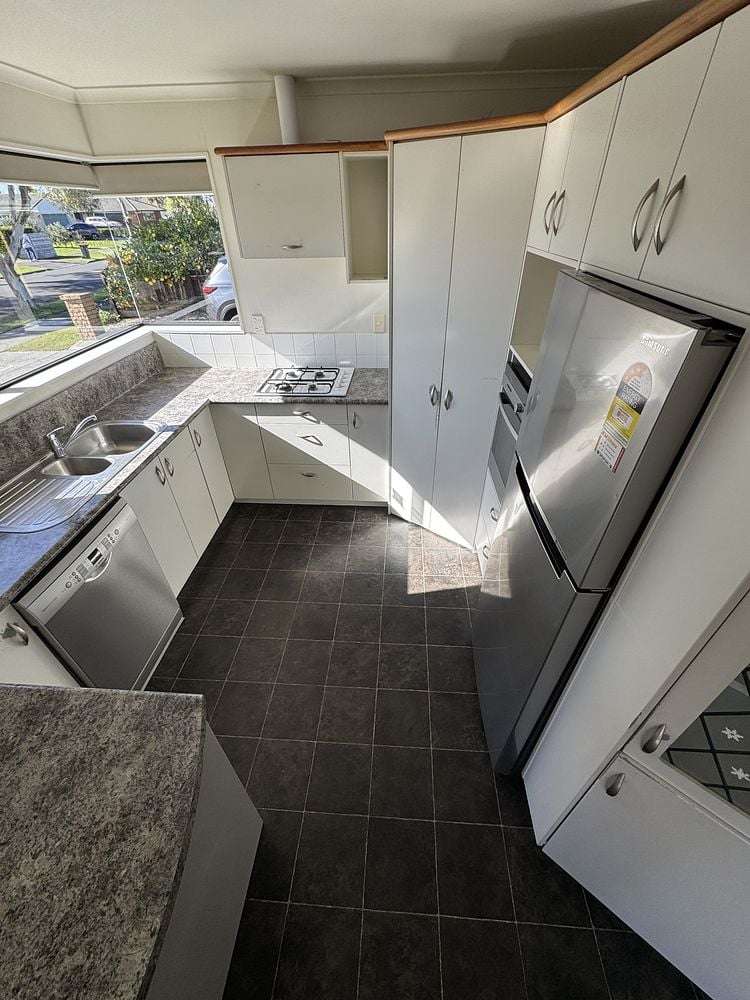 32 Diomede Glade Flagstaff_3