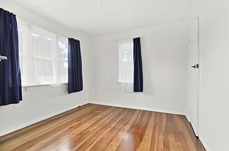 90 Portage Road New Lynn_6