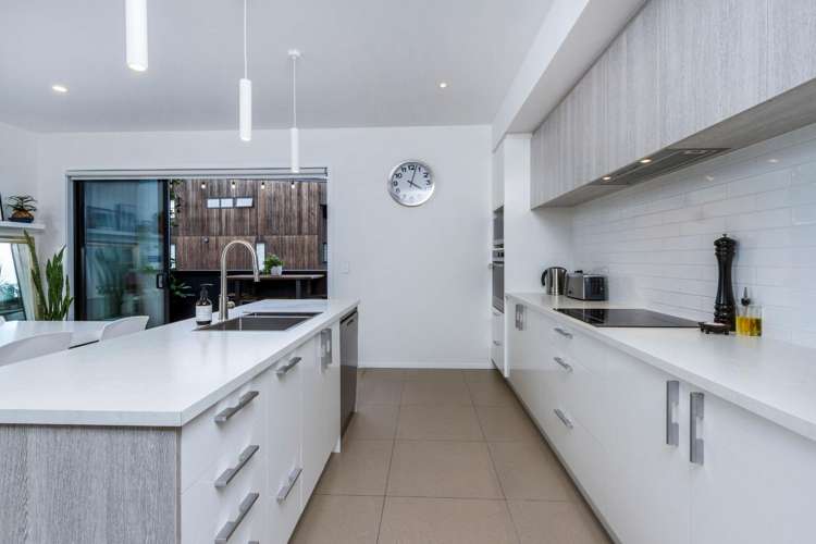 77 Bomb Point Drive Hobsonville_11