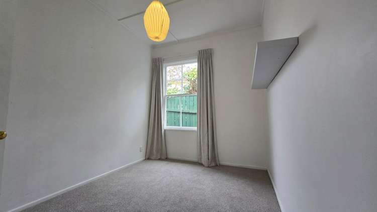  26 Bay Street Petone_11