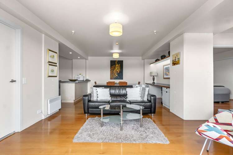 88 Wallis Street Raglan_15