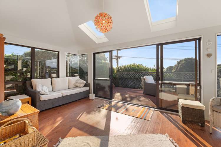 6 Queens Road Waikanae Beach_8