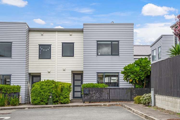 6 Kaman Seasprite Road Hobsonville_14