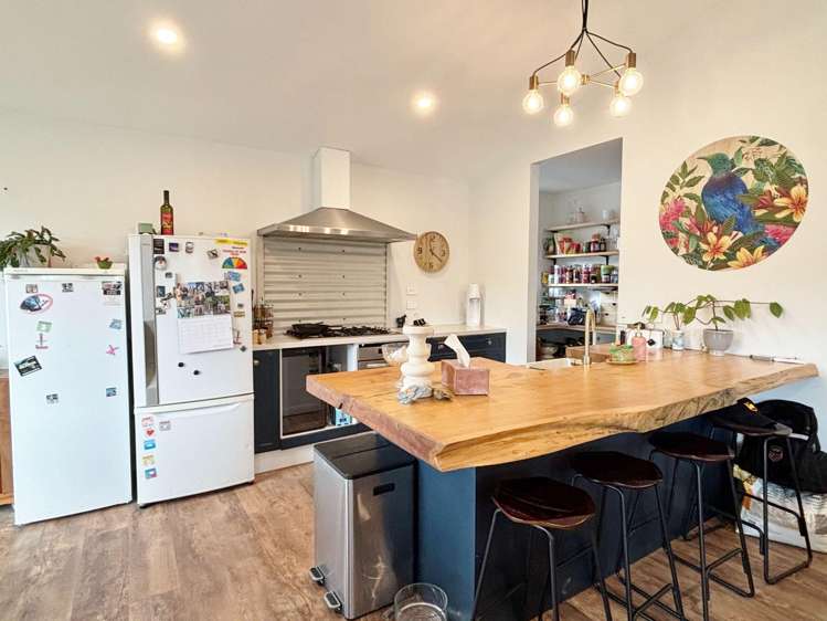 19 Totara Dr Duvauchelle_4