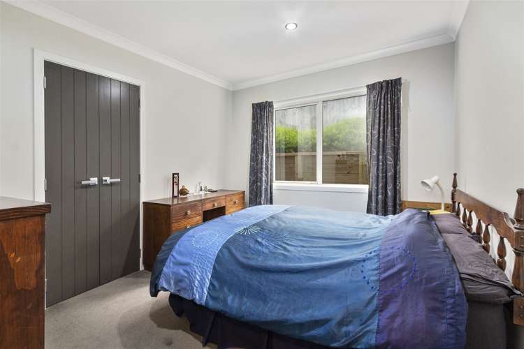 15 Dusky Crescent Aotea_13