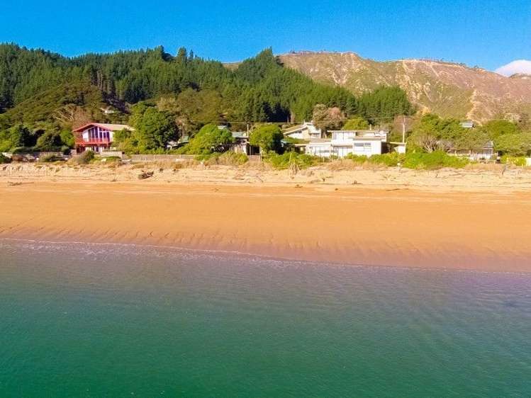 6 Peninsula Road Takaka_52