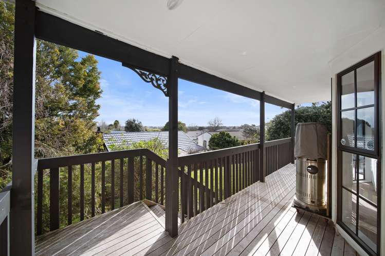 6 Crestlands Place Papakura_22