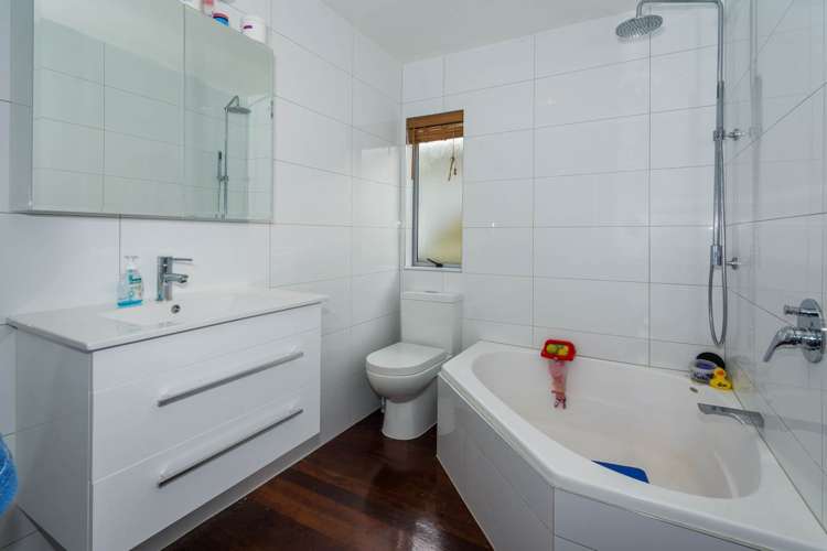 34 Kiteroa Terrace Rothesay Bay_9