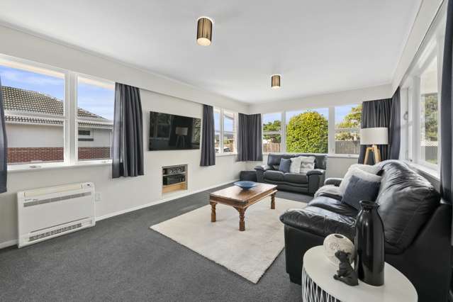 58 Whirinaki Crescent Heretaunga_3