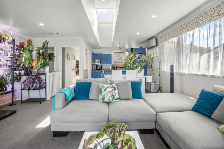 7 Gainsborough Grove Belmont_6