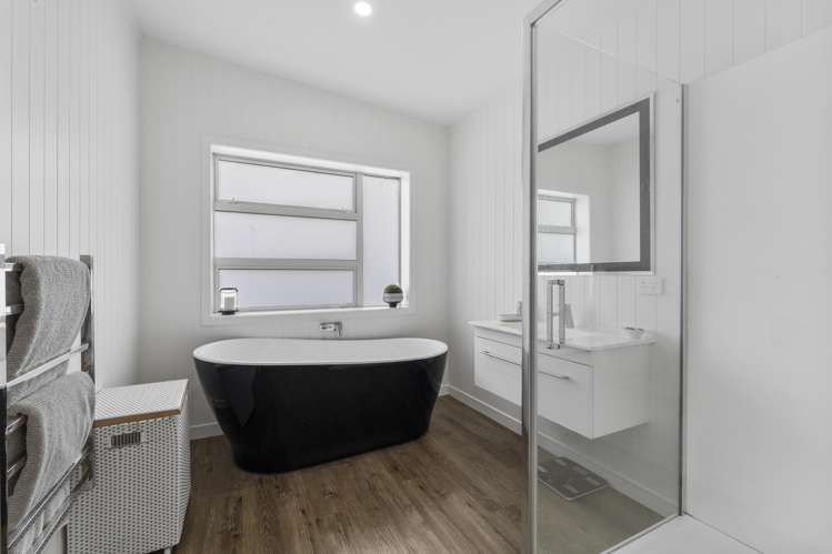 3 Takapu Road Manakau_11