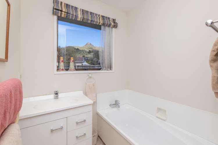 40 Laing Crescent Heathcote Valley_25