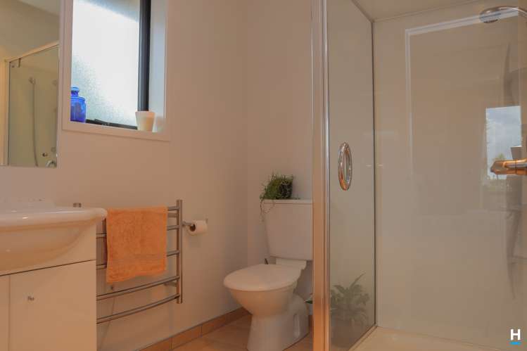 3 Karoro Place Karoro_12