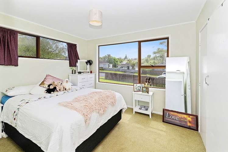 4 Capricorn Place Glen Eden_7