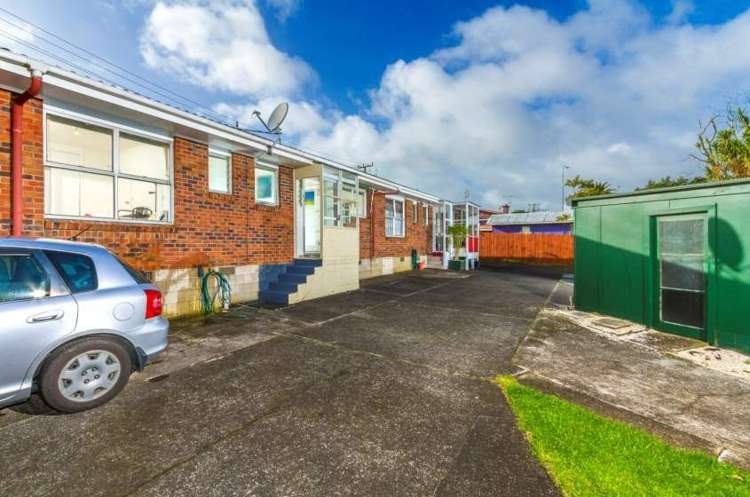 2/23 Burns Avenue Takapuna_14