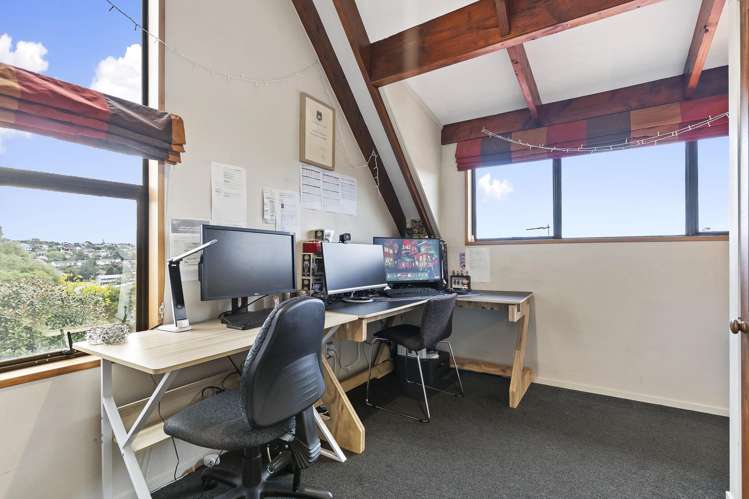 2/3 Lynngate Place Hillcrest_15