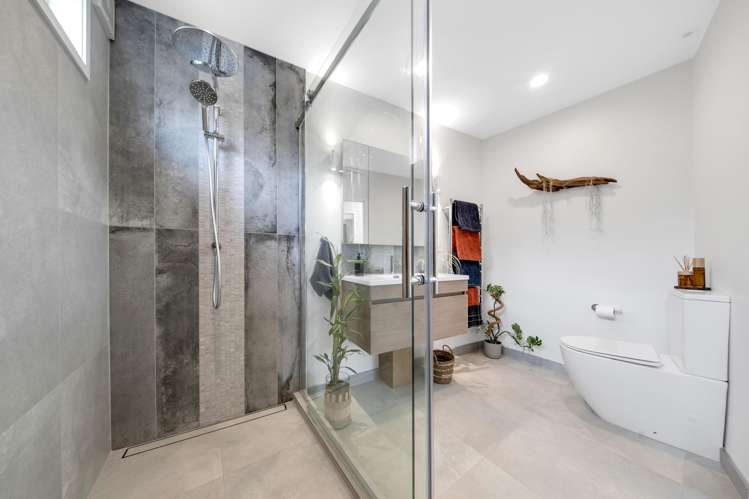 43A Devon Road Bucklands Beach_17