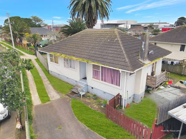 1/85a Tidal Road Mangere_2