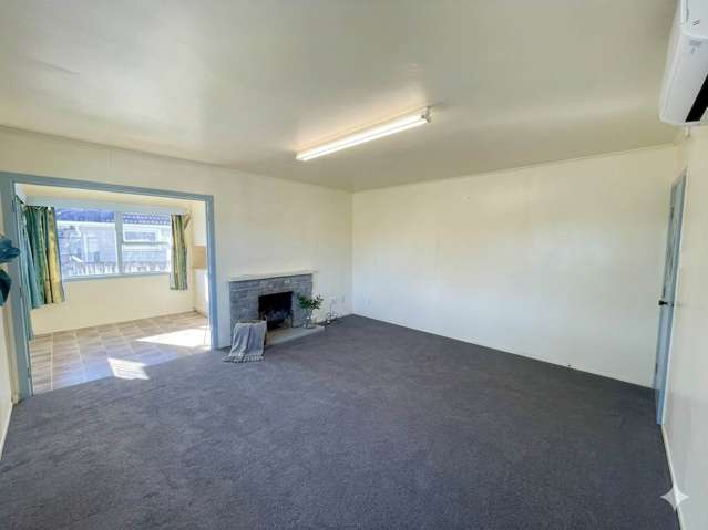 79 Preston Road Clover Park_1