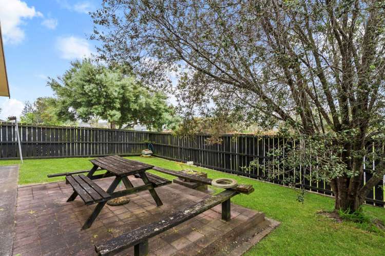 2/1 Lorelei Place Opaheke_11